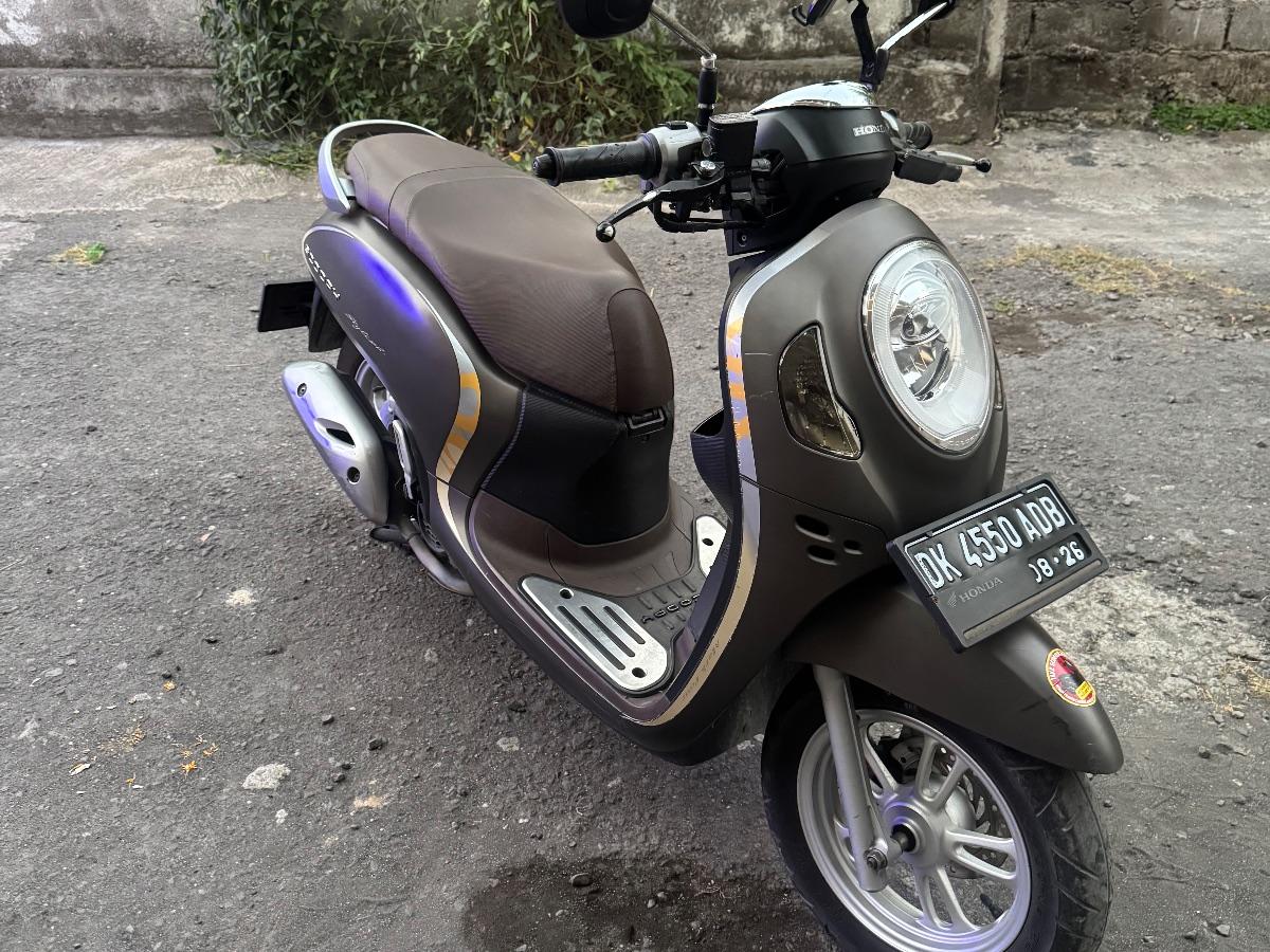 Honda Scoopy 2021 at Take Scooter Rental
